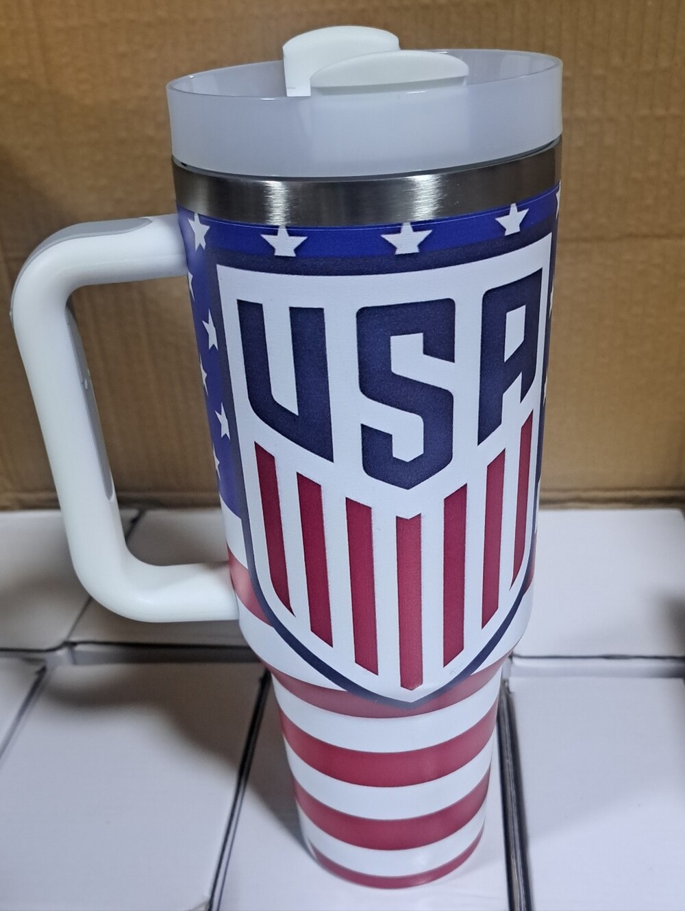 USA Shield Insulated Travel Tumbler - Patriotic Red, White & Blue